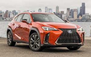 Lexus UX250h F-Sport 2018 года (NA)